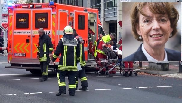 Răsturnare de situaţie: candidata înjunghiată la Koln de un extremist a fost aleasă primar