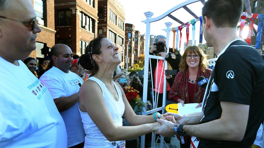 Surpriză emoţionantă în timpul unui maraton. Ce s-a întâmplat la kilometrul 12 al cursei