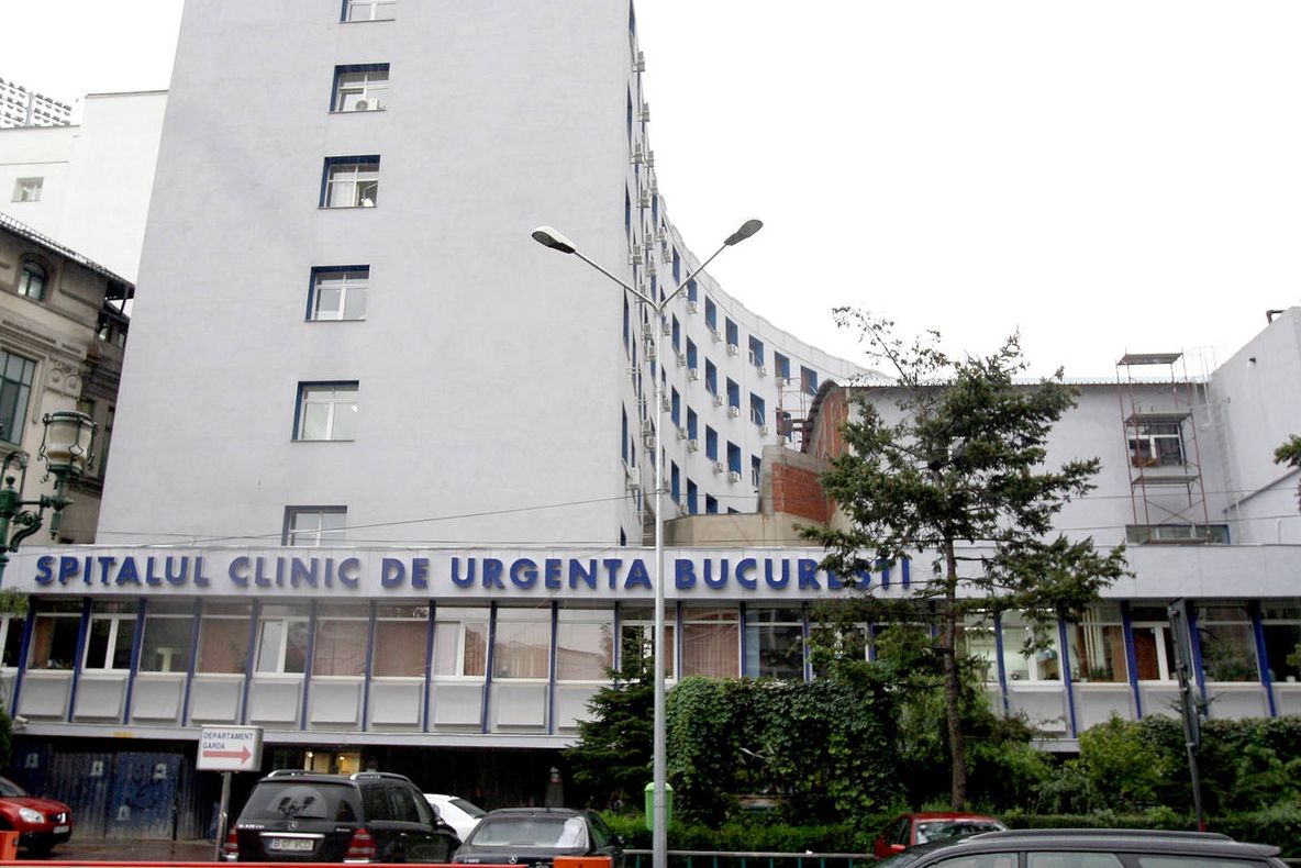 Șeful Secției de Chirurgie Plastică de la S. Floreasca: "Este ca la război. Se operează simultan"