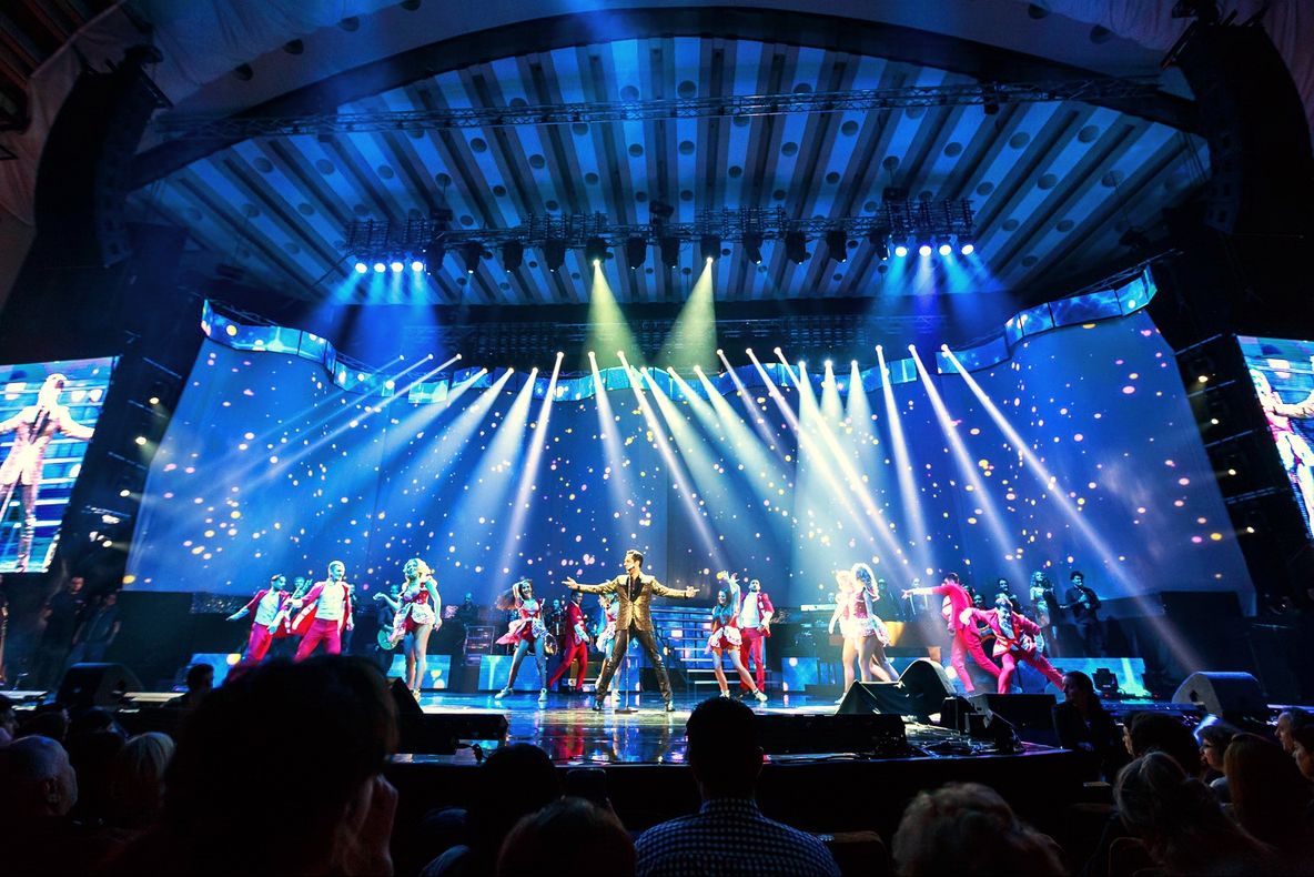 Ștefan Bănică susține concerte de Crăciun pe 11 și 12 decembrie, la Sala Palatului 