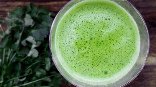 Bea acest suc zilnic, înainte de masă, și nu vei mai avea nicio boală de stomac sau ficat