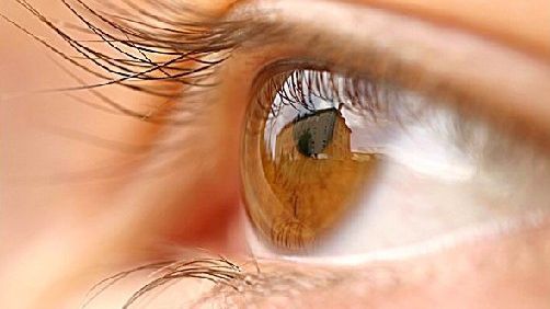 Foloseşte un singur ingredient ca să-ţi îmbunătăţeşti pe loc vederea şi să previi orbirea