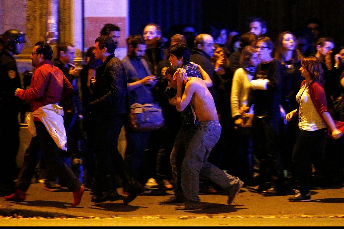 Cum şi-au planificat teroriştii din gruparea Statul Islamic atacurile din Franţa