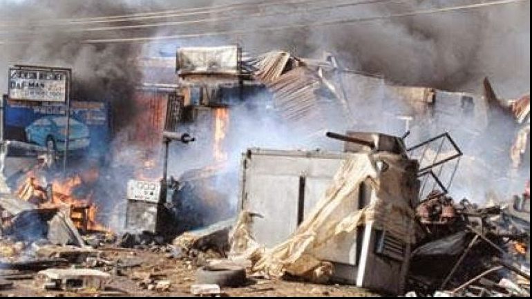 Atentat terorist cu 32 de morți și peste 80 de răniți