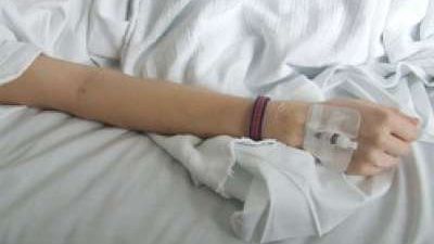 Caz cutremurător la Suceava: tânără rănită de tren, condamnată la moarte de familie - s-a stins joi