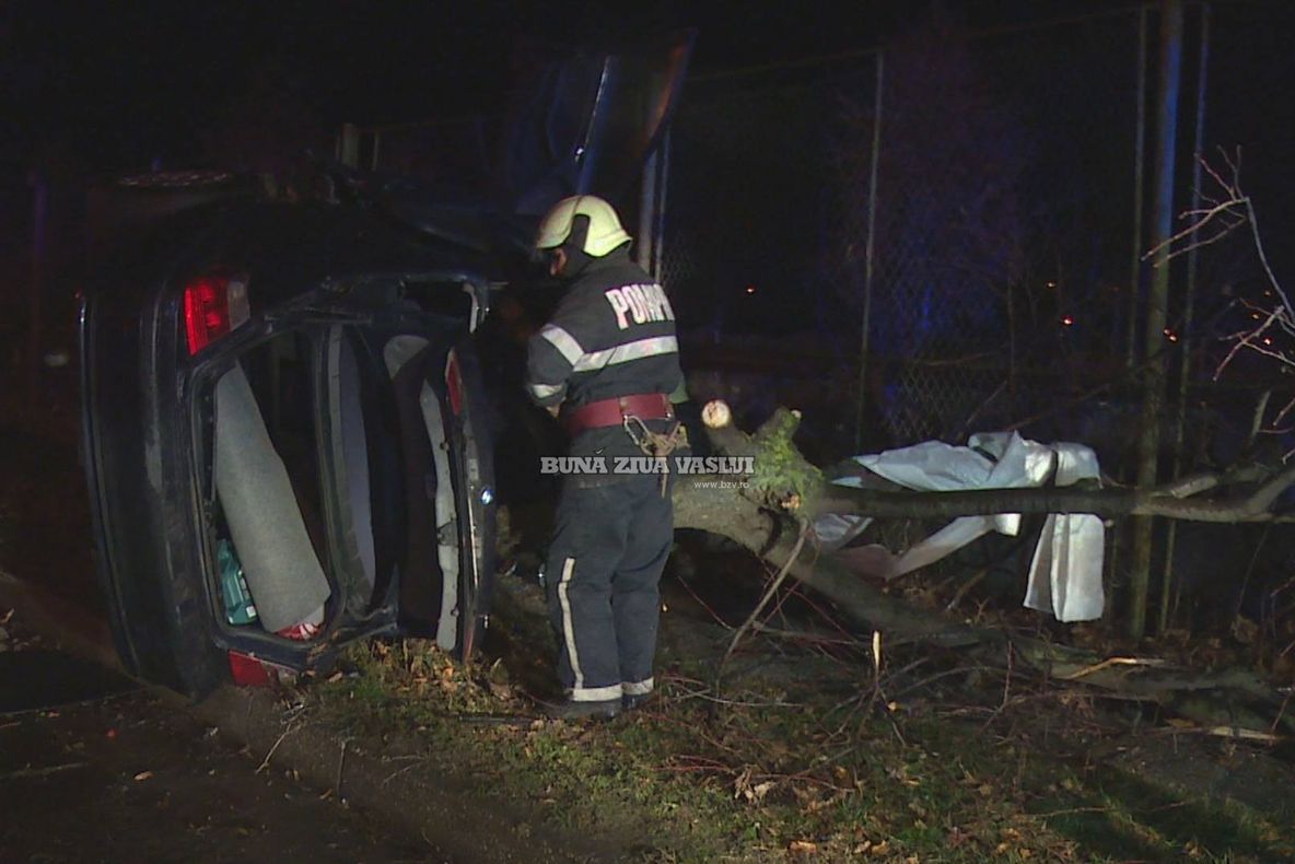 Tregedie în județul Vaslui. Un tânăr și-a pierdut viața după un accident cumplit