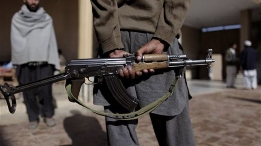 Informație terifiantă despre unul dintre teroriștii kamikaze de lângă stadion. Ar avea doar 15 ani 