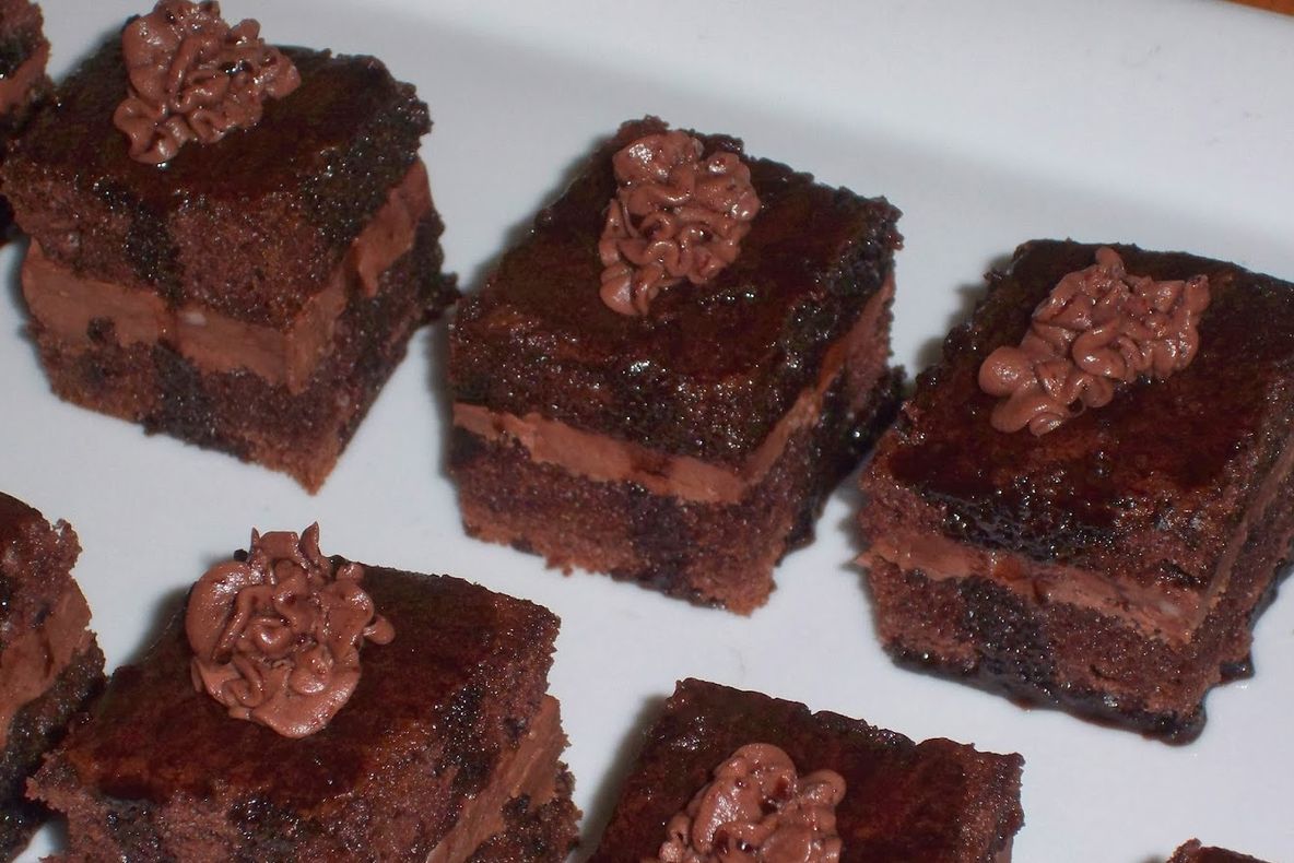 Prajitura Amandina clasică: un deliciu nostalgic