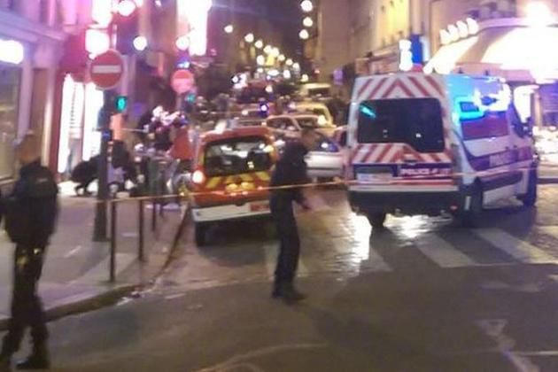 Parchetul General din Franța: Au fost opt teroriști. Șapte s-au sinucis, unul a fost împușcat