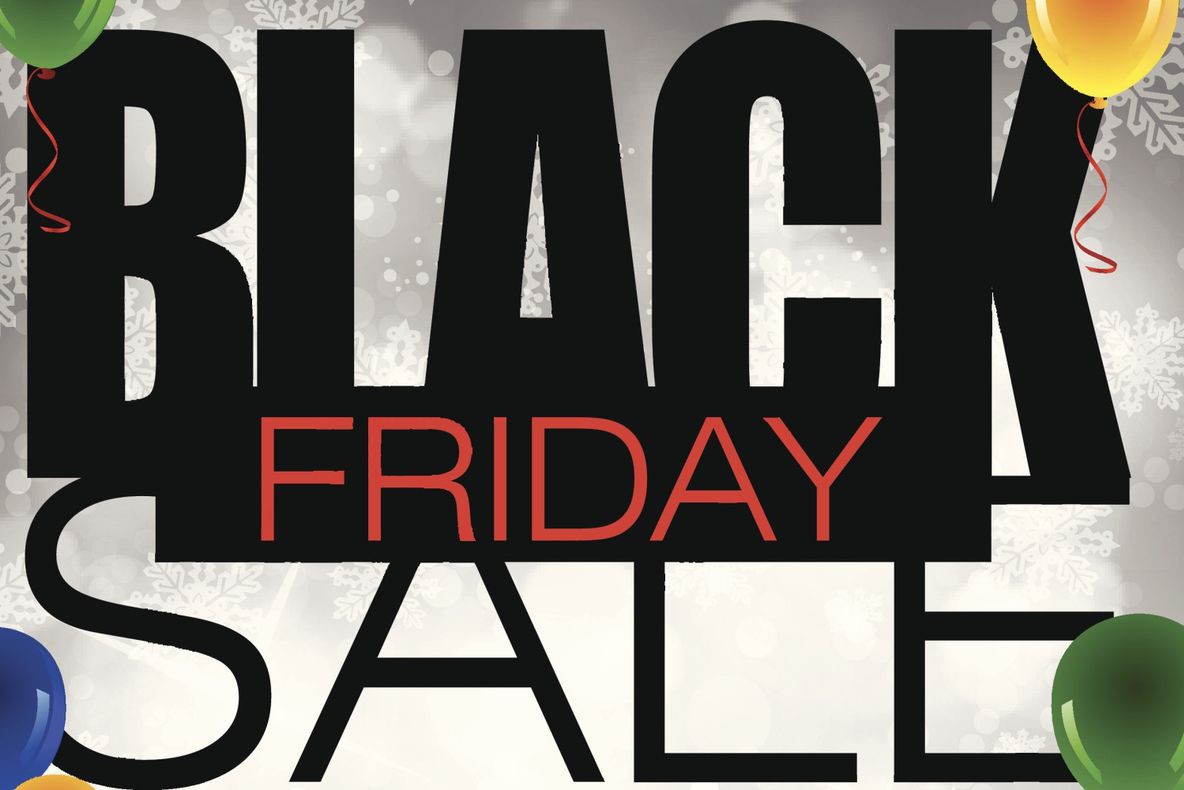 Primele magazine își anunță promoțiile de Black Friday 2015. Cu cine se duelează eMAG în aceast an