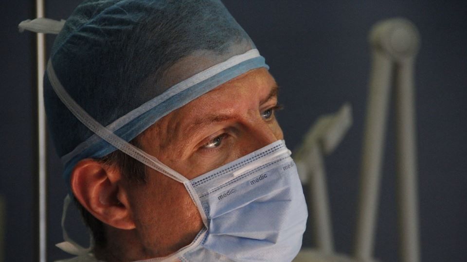 Şeful secţiei de Chirurgie Plastică, mărturii din timpul operaţiilor: "Te gândeşti la copiii tăi..."