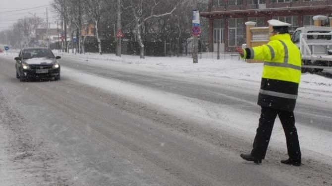 Atenţie! Ce şoferi riscă amenzi de 1600 de lei. Se întâmplă în aceste zile