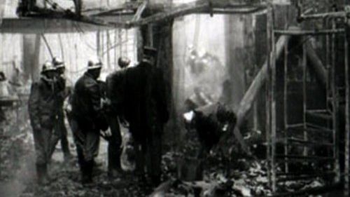 Incendiu Colectiv. Tragedia care a schimbat legea în Franţa: au murit 146 de tineri în club