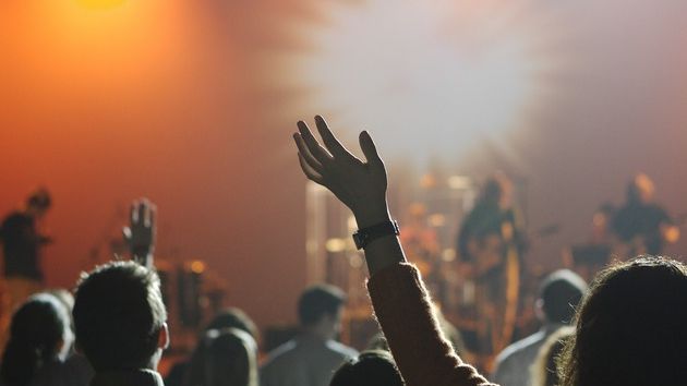 Dâmbovița, județul unde artiștii s-au „dat loviți” de pandemie ca să încaseze bani de la buget