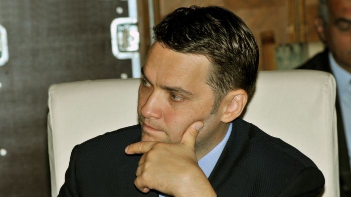 Votul pentru cererea de arestare a lui Dan Şova, amânat cu încă o zi. Care este motivul 