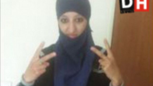 Fratele femeii care s-a aruncat în aer la Paris, dezvăluiri şocante. Ce-i spusese după atentate