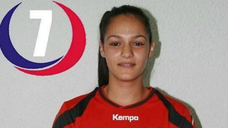 Caz şocant al unei handbaliste de 19 ani, ajunsă în Olanda. S-a trezit cu bocanci în picioare 