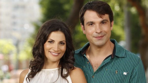 Dezvăluiri. Ce clauză avea contractul de la Pro TV pentru Ioana Ginghină şi Alexandru Papadopol