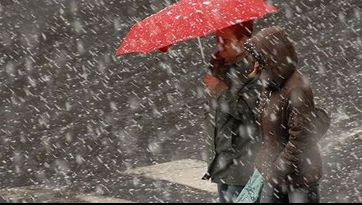 Lapoviță și ninsoare în câteva regiuni din țară. Prognoza meteo pentru miercuri