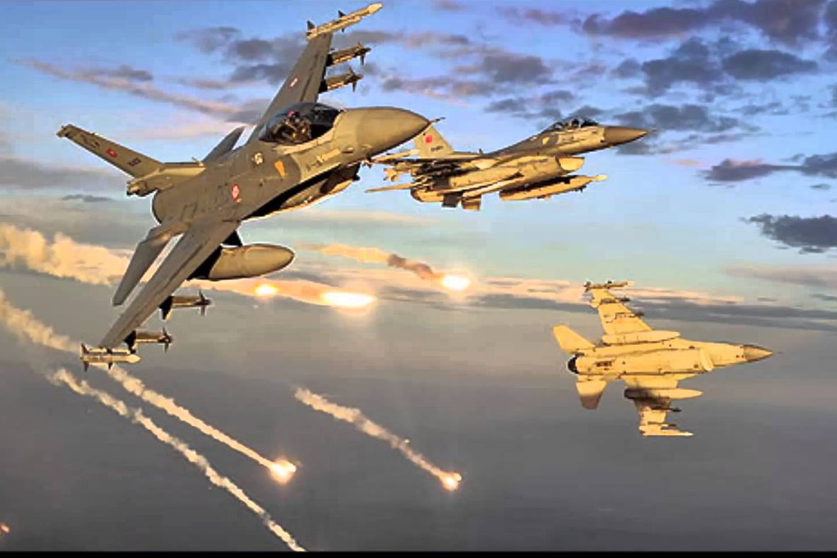 AUDIO: Avertismentul lansat de piloții turci înainte de doborârea avionului rusesc