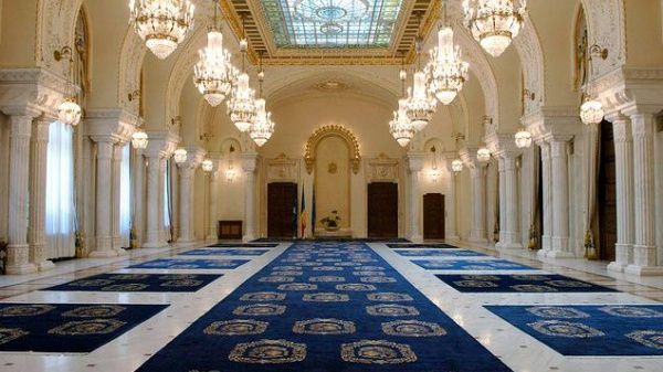 E oficial: Teatrul Notarra va susţine o reprezentaţie în sala de spectacole de la Cotroceni