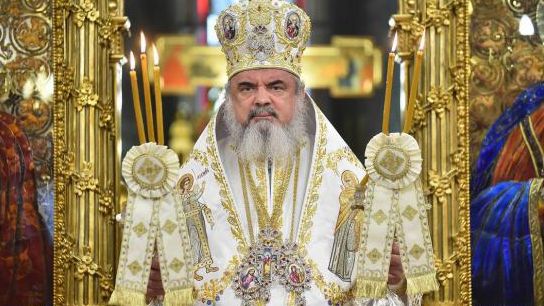 Cum răspunde Biserica Ortodoxă acuzaţiilor: Au fost preoţi la locul tragediei, dar cu discreţie