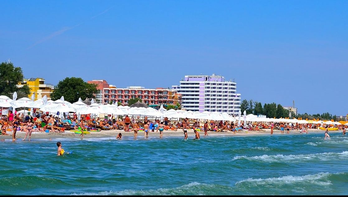 O stațiune din România, locul 3 în topul celor mai bune destinații europene pentru petreceri 