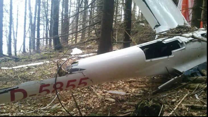 Epava planorului dispărut în august, găsită în Braşov de un grup de turişti. PRIMELE IMAGINI