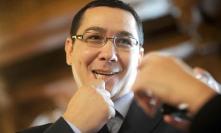 Mesaj halucinant postat de Victor Ponta pe Facebook după miezul nopţii: Un om de succes...