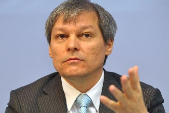 #COLECTIV. Dacian Cioloș, gest copleşitor în memoria victimelor tragediei din Clubul Colectiv 