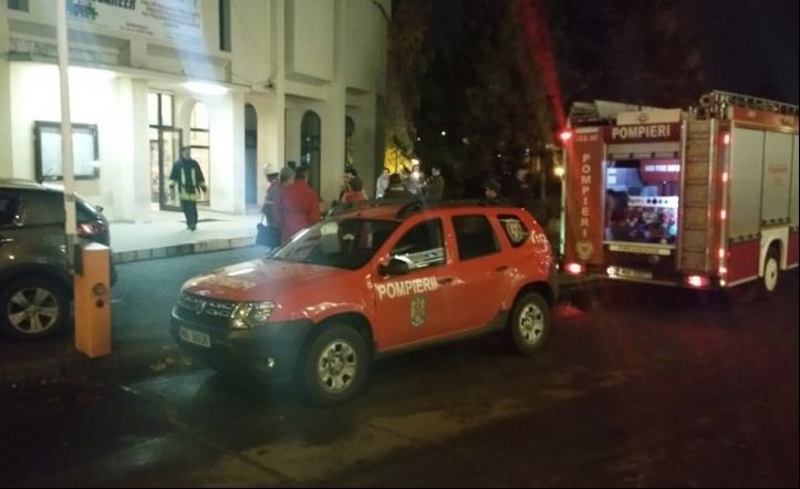 Incendiu la UMF Iași. Studenții, evacuați din cauza fumului degajat de o centrală termică defectă