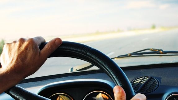 Prins pe A3, în timp ce conducea cu 208 km/h. Ce amendă a primit