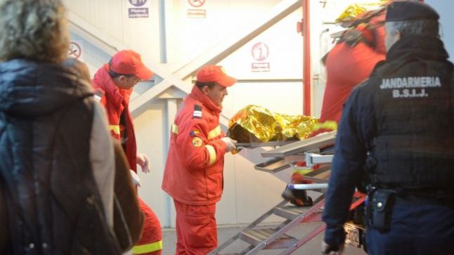 Scandal la Spitalul de Arși. Rudă rănit: "Știți ce ne-a spus? Nu îl mutați, că îl zdruncină avionul"