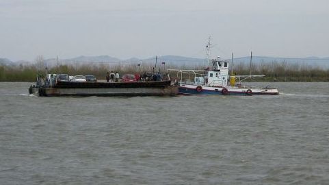 Situaţie îngrijorătoare pe Dunăre. Traficul, blocat 