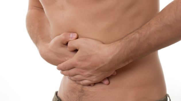 Semne clare care arată că ai probleme cu ficatul! Cum se transformă corpul tău