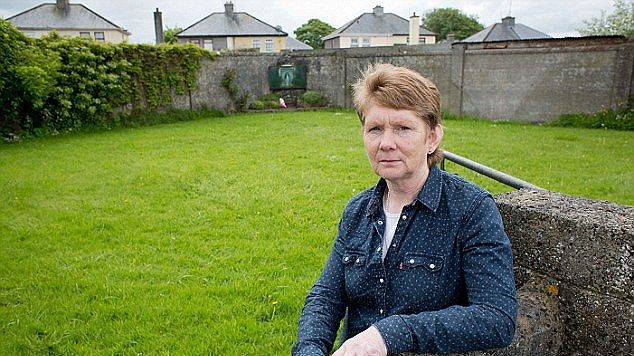 Casa lacrimilor. O fostă angajată a dezvăluit cum au fost îngropaţi pe ascuns 800 de copii