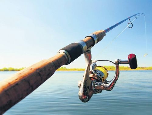 Moarte înfiorătoare: un fost pompier din Suceava a mers la pescuit. Dar nimeni nu ştie CE l-a ucis