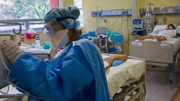 Gripa porcină încă face victime: o femeie din Bihor, de 48 de ani, a murit