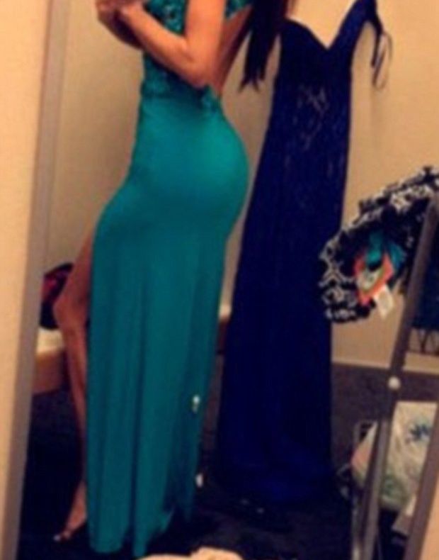 Și-a făcut un selfie procator. A primit mii de like-uri. Apoi, au observat un detaliu șocant