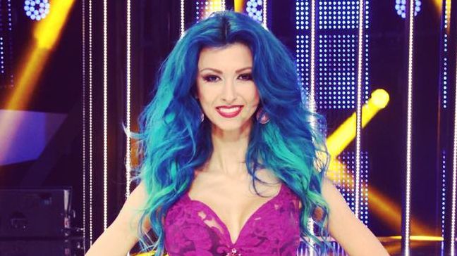 Andreea Bălan, criticată de 1 Decembrie: "La fel i s-a întâmplat şi preşedintelui Iohannis"