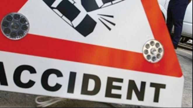 FOTO Accident grav în Capitală! O persoană, transportată de urgență la spital