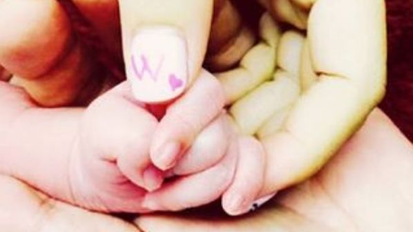 O cunoscută actriţă a devenit mamă în a treia zi de Crăciun. Ce a scris pe blogul ei