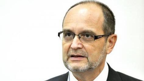 Ministrul Educației promite inovarea curriculei la clasele V-IX. Când vor primi elevii noile manuale