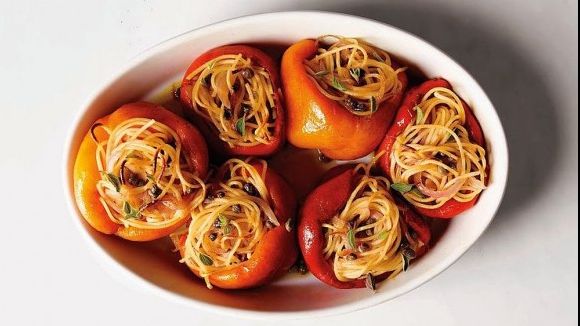 Ardeii umpluți cu tăiței, o alternativă la sarmale. Cum se prepară