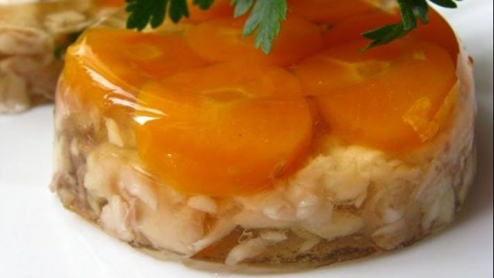 Mănânci piftie de Sărbători? Efectul ei este uimitor 