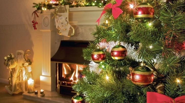 Noul "trend" al împodobirii brazilor de Crăciun. Cu ce trebuie să înlocuieşti globuleţele şi beteala