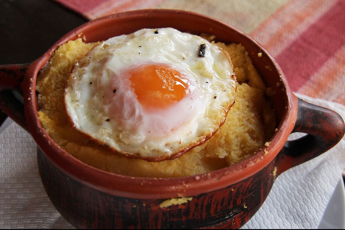 Aşa faci cel mai bun bulz moldovenesc. Un deliciu!