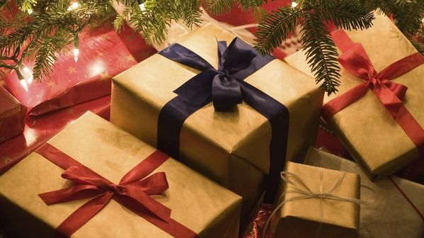 Ce cadou de Crăciun meriţi, în funcţie de zodie