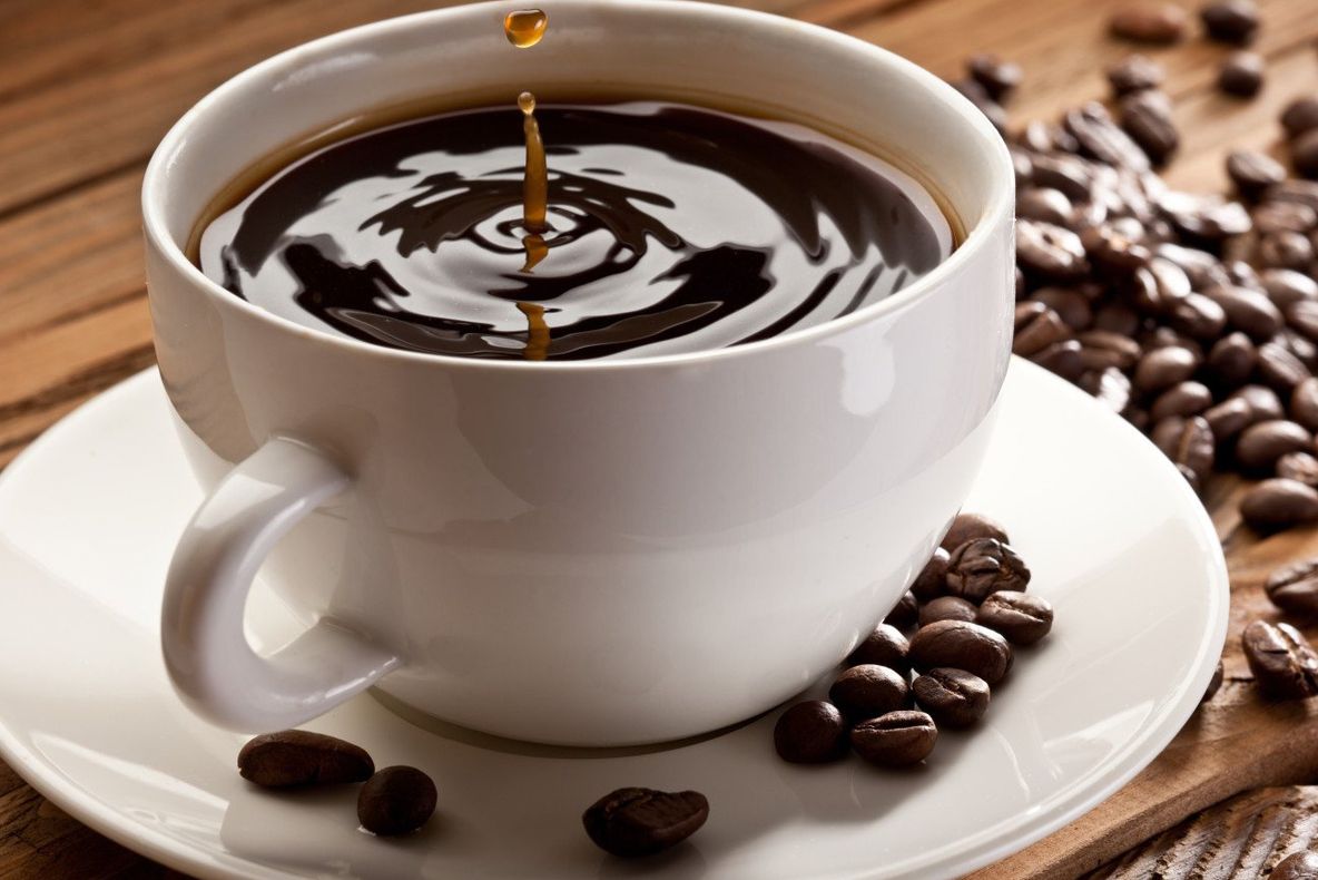 Studiu alarmant: putem muri de la cafea. Câte căni de cafea sunt prea multe