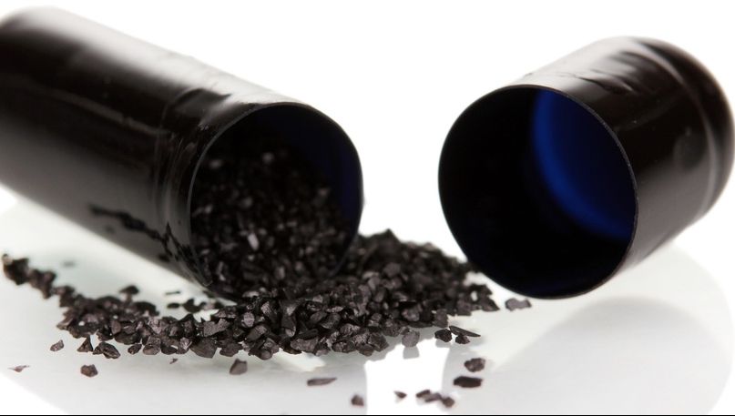 Combină cărbunele medicinal cu zeama de lămâie. Efectele i-au uimit până și pe medici